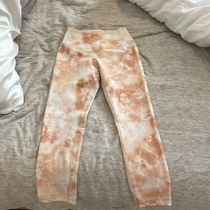 Xs tie dye leggings barely worn
